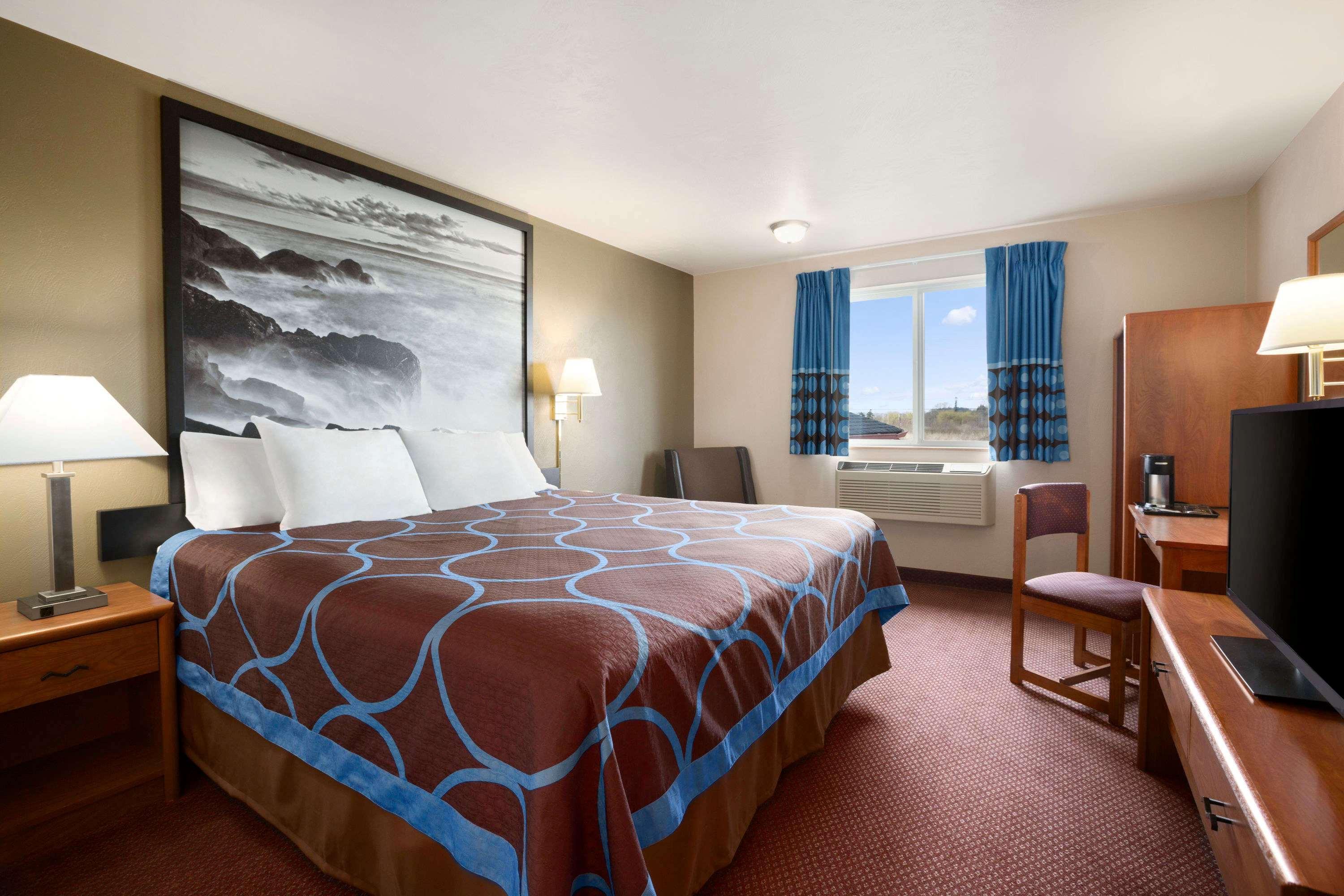 Super 8 By Wyndham Bellingham Airport/Ferndale Hotell Exteriör bild